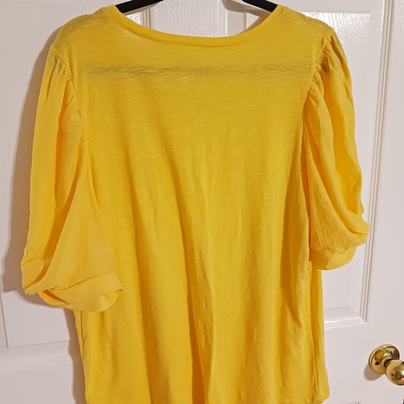 Banana Republic Malibu tee - Picture 8 of 11